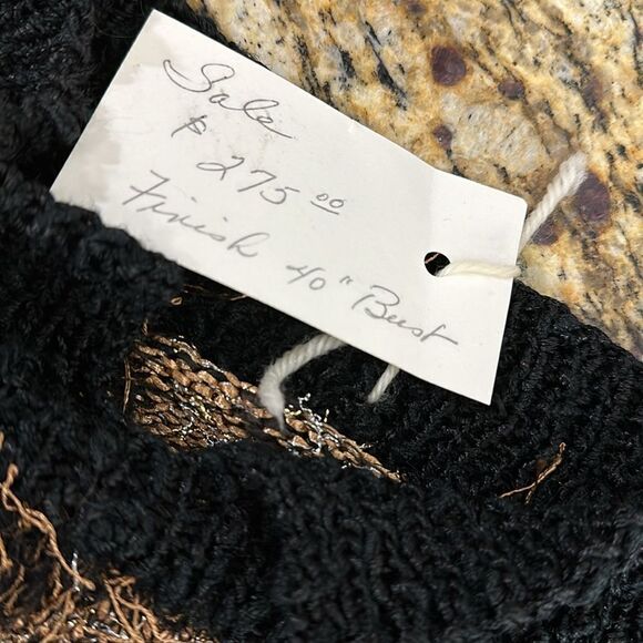 NWT Boutique Eyelash Metallic Threads Pullover Sweater Size M - Picture 5 of 8